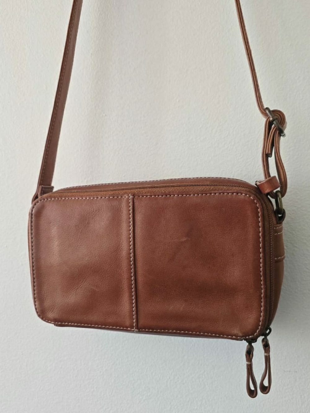 Fossil Brown Suede Crossbody Shoulder Bag With Adjustable Strap